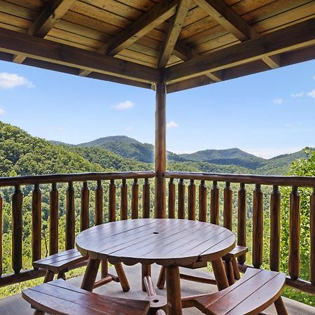 Amazing Views, Pool, Hot Tub, Game Room Сивиървил Екстериор снимка